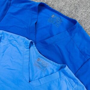 [Lot of 2] FIGS Men's 2XL Chisec Three Pocket Scrub Top TM3000 Technical Medical